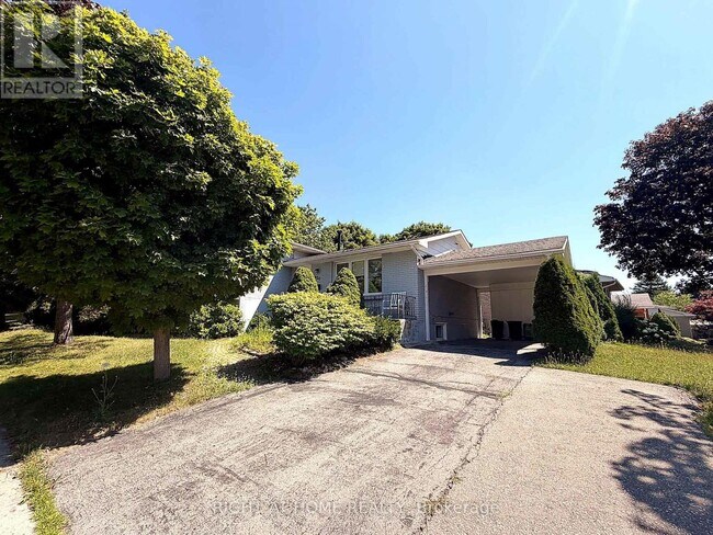 Building Photo - 420 Citation Dr