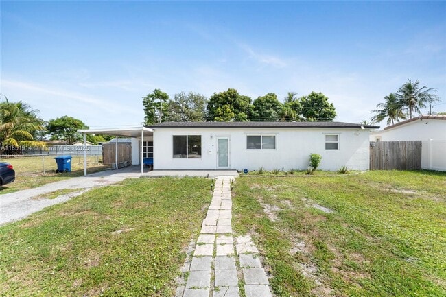 Photo - 1111 NE 211th Terrace House