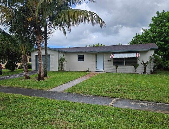 Foto del edificio - 6380 NW 25th Ct
