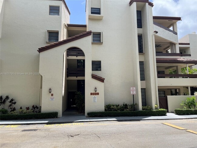 Building Photo - 9030 SW 125th Ave