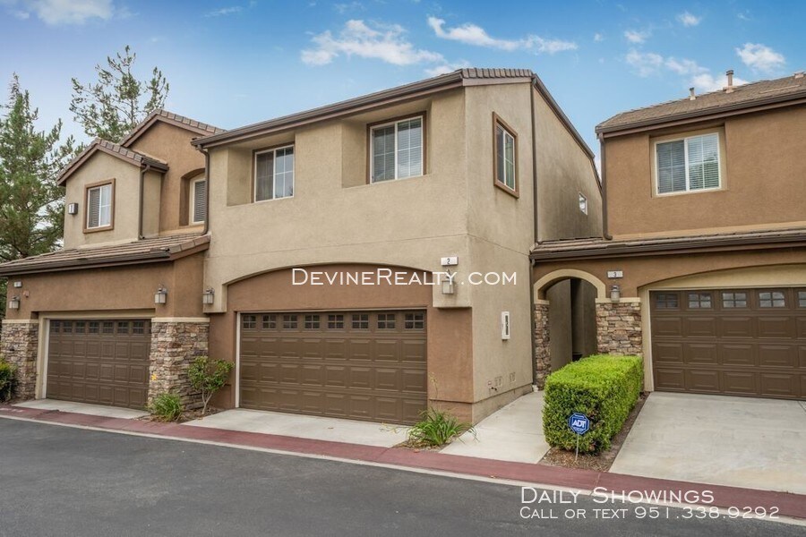 Foto principal - 8692 E 9th St