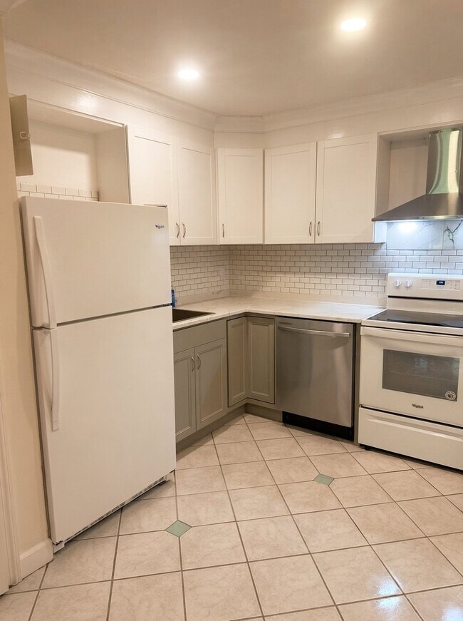 Foto del edificio - 405 Fox Run Ln