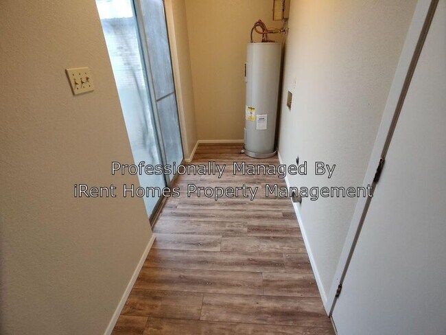 Foto del edificio - 901 E 42nd St