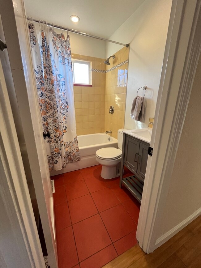 Foto del edificio - 4058 Lambert Rd