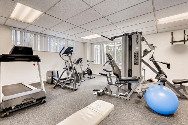 Foto del edificio - 789 N Clarkson St