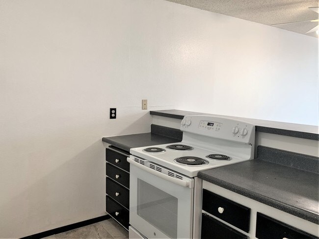 Foto del edificio - 6675 Mission Gorge Rd