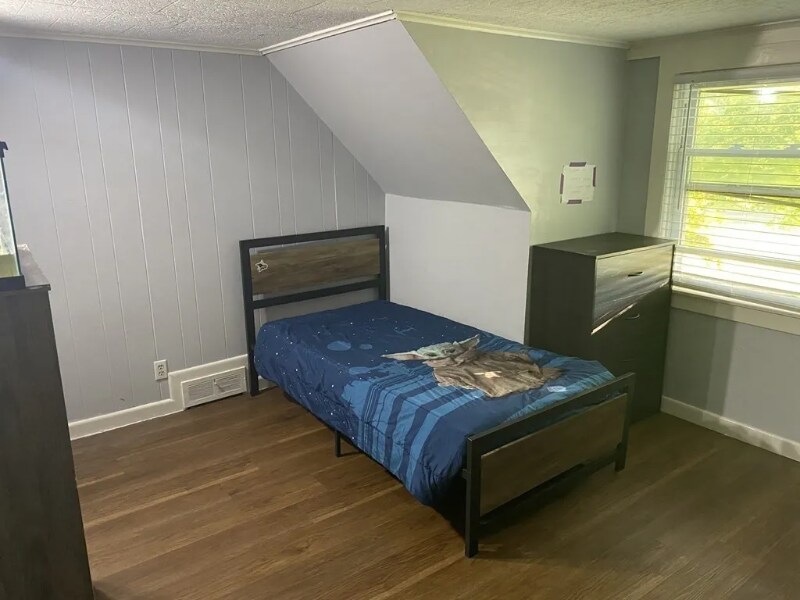 72 Stony Hill Rd Unit 2, Hampden, MA 01036 Room for Rent in Hampden