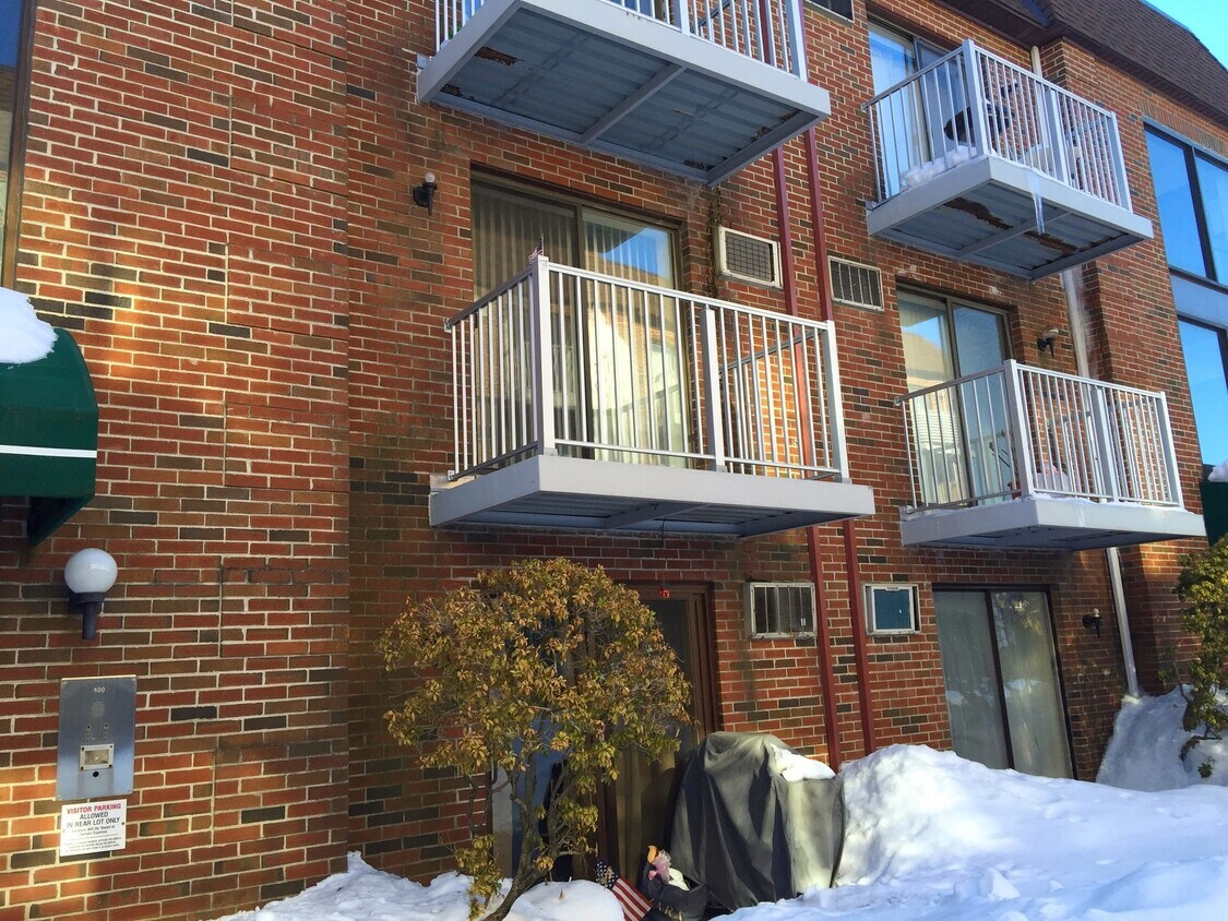 1186 Worcester Rd Unit 421, Framingham, MA 01702 Condo for Rent in