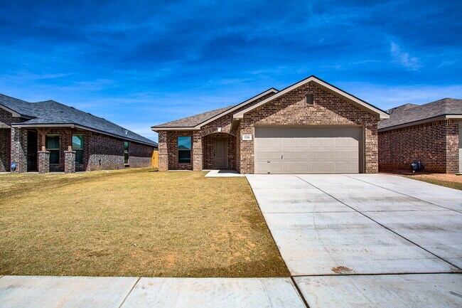 Foto del edificio - Like New Construction in Cooper District!