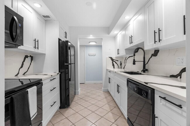 Foto del edificio - 950 Ponce De Leon Rd