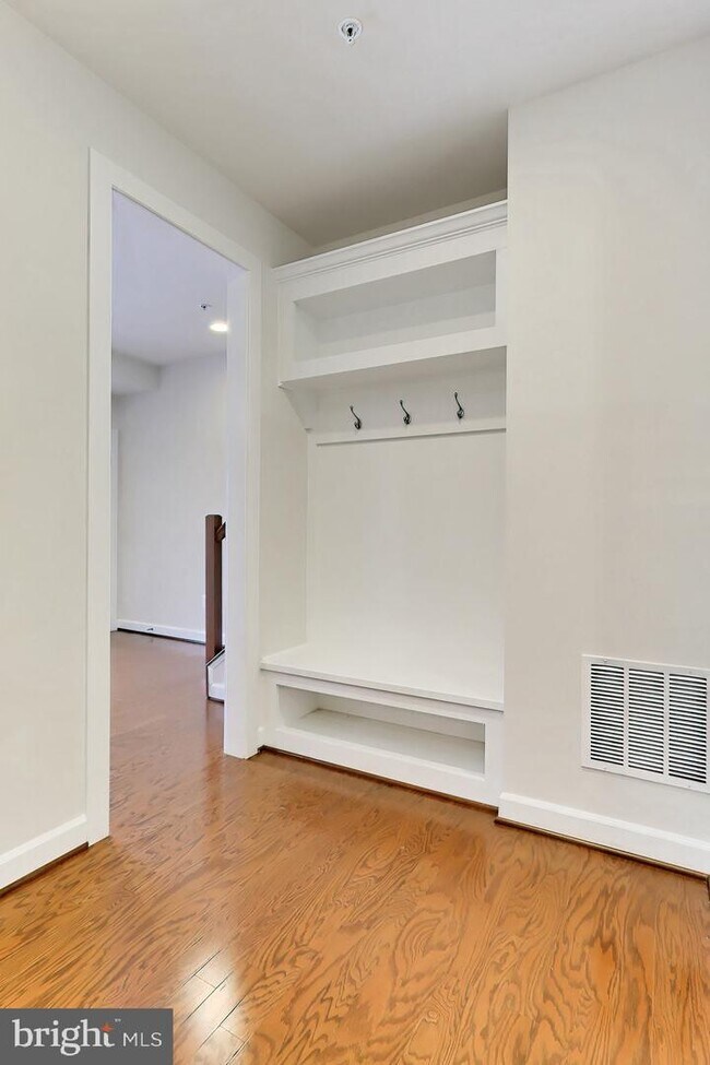 43374 Whitehead Ter, Ashburn, VA 20148 Townhome Rentals in Ashburn VA