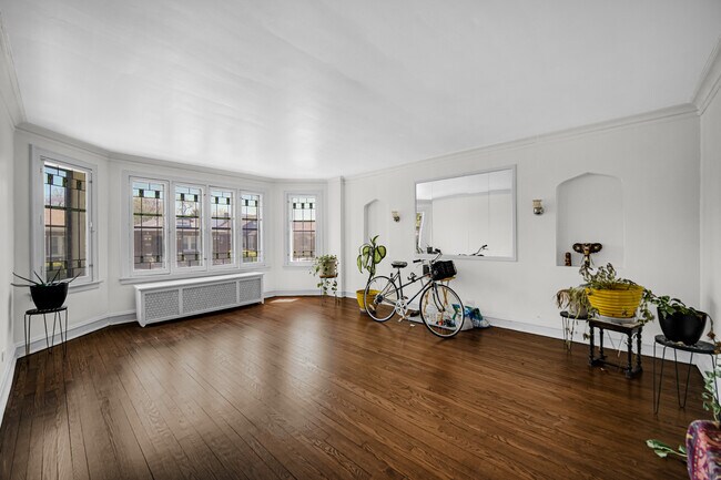 Foto del edificio - 7428 S Bennett Ave
