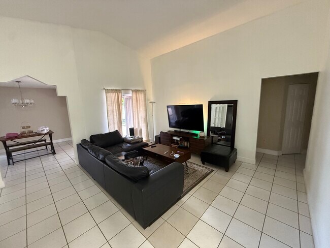 Foto del edificio - 15835 SW 112th Terrace