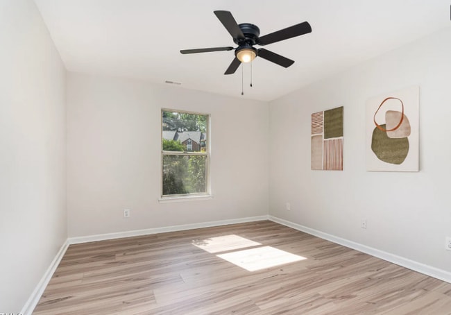 Building Photo - 1102 Pine Forest Trail