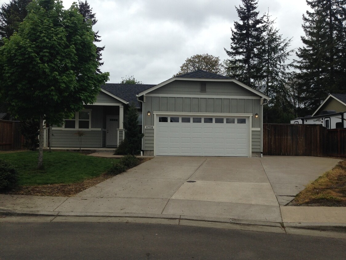 Foto principal - 87558 Placid St