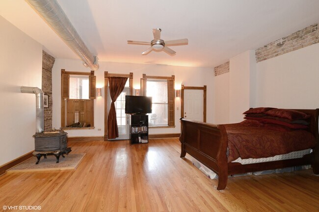 Foto del edificio - 1340 W Madison St