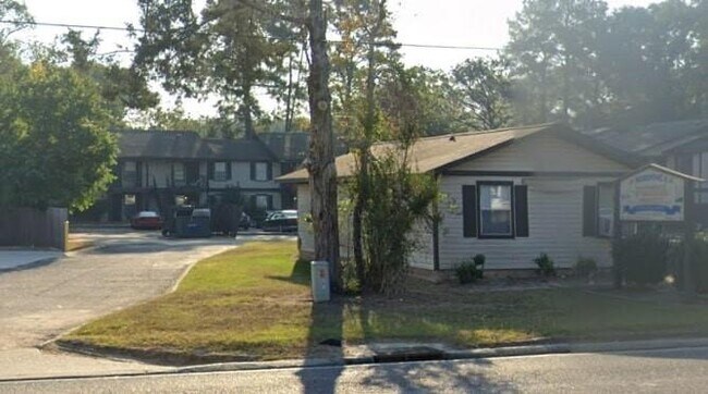 Foto del edificio - 18569 Johnnie B Hall Memorial Hwy