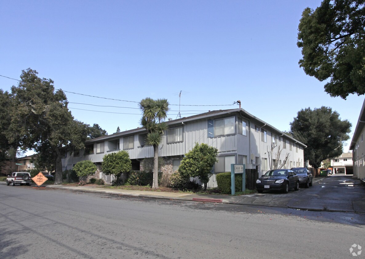 Building Photo - 770 Coleman Ave