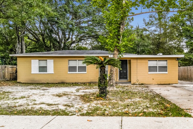 Building Photo - 6157 Cedar Hills Blvd