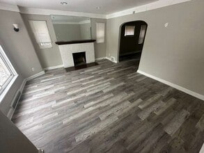 Building Photo - 14753 St Marys St