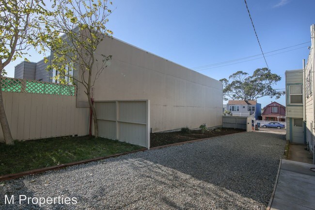 Building Photo - 333 San Diego Ave