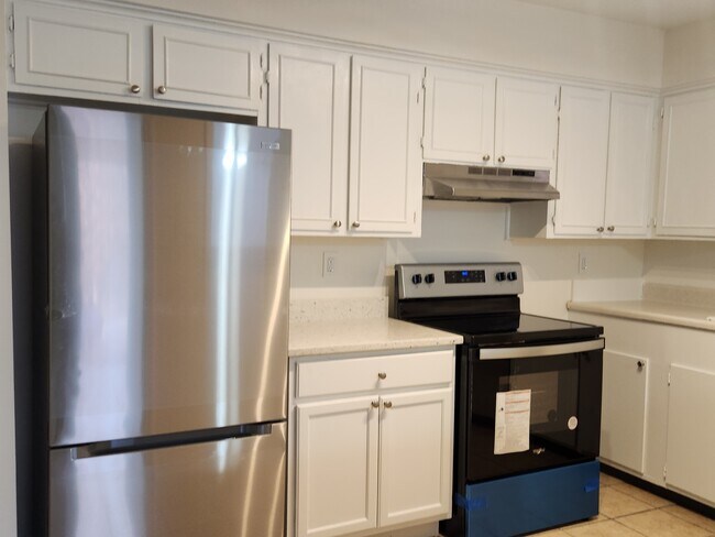 Building Photo - 509 Mimi Ln