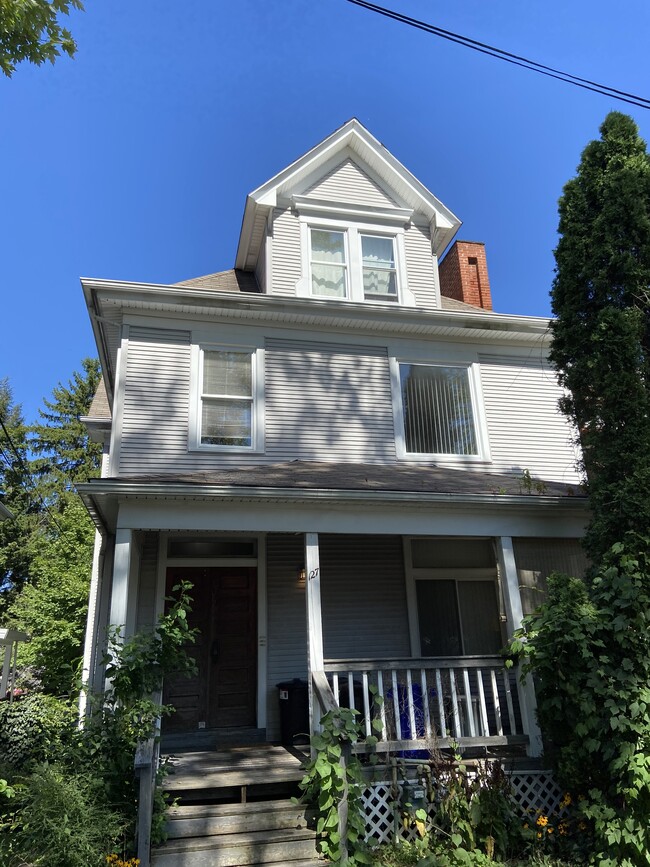 Building Photo - 127 Seminary Ave