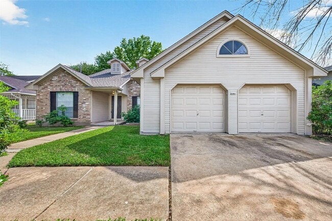 Building Photo - 3110 Flintwood Dr