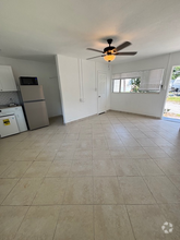 Building Photo - 1064 N Tamiami Trl