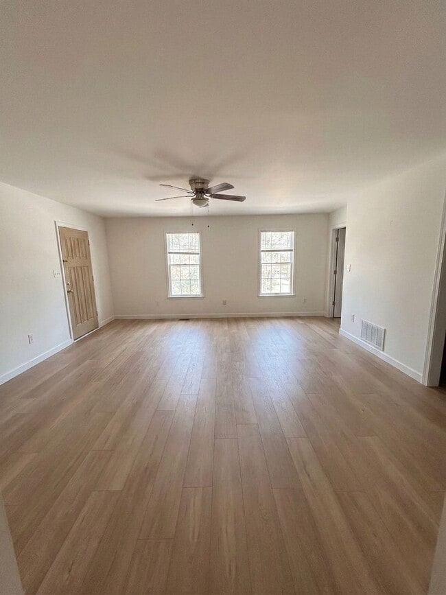 Foto del edificio - 3 Bedroom 2.5 Bath Townhome in East Athens - Close to UGA Vet School