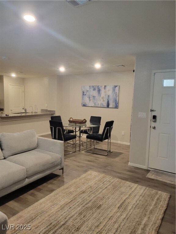 Foto del edificio - 351 Summer Sparrow Ave