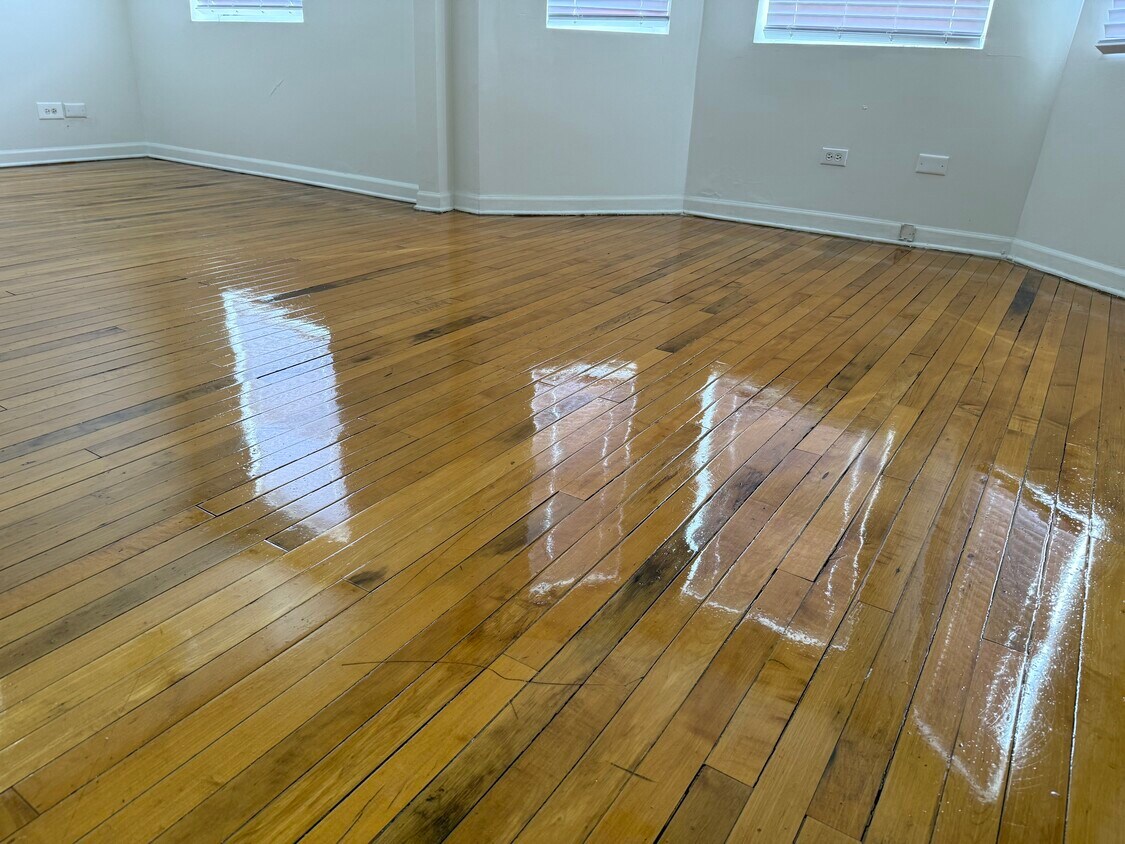 Foto principal - 1308 S Tripp Ave