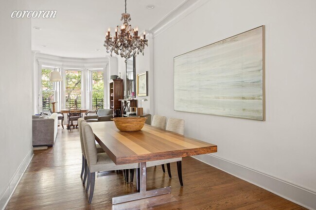 Foto del edificio - 57 Montgomery Pl