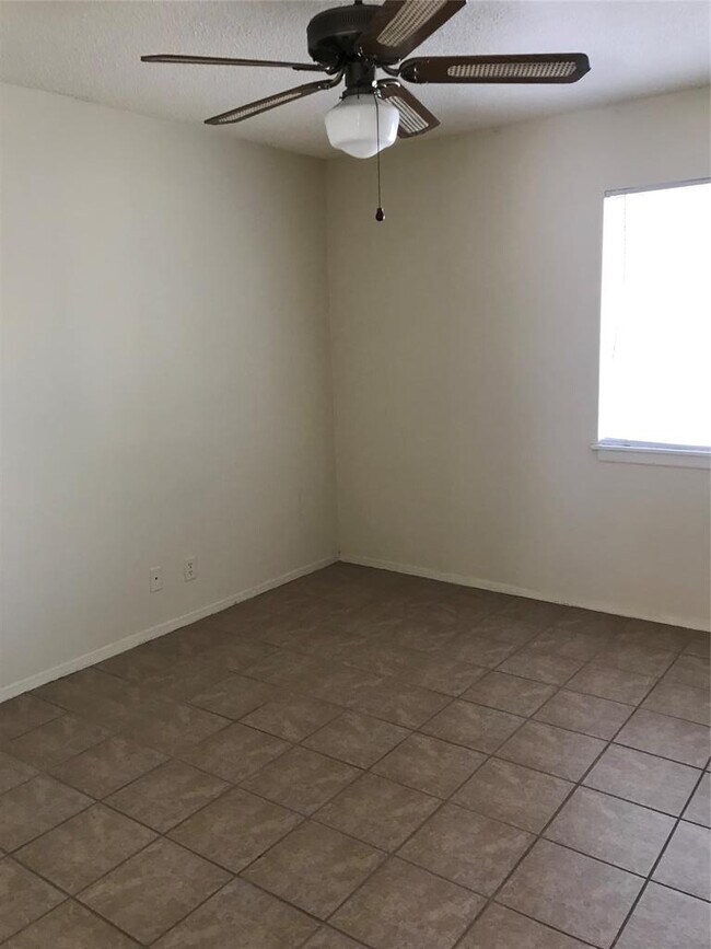 Foto del edificio - 2610 Salado St