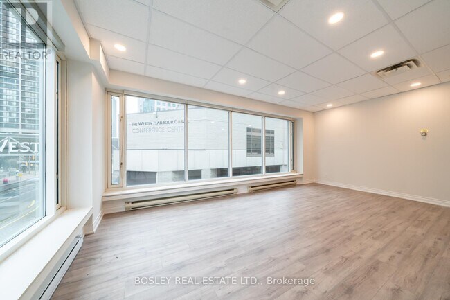Building Photo - 10-210 Queens Quay W