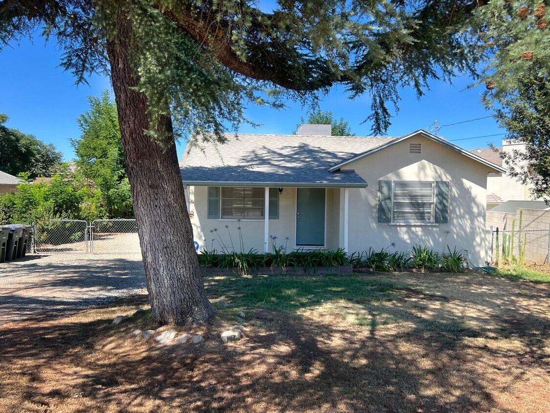 Primary Photo - **Pending Approval**Cozy home with RV parking