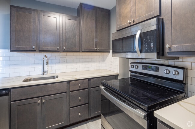 Interior Photo - The Savoy Place