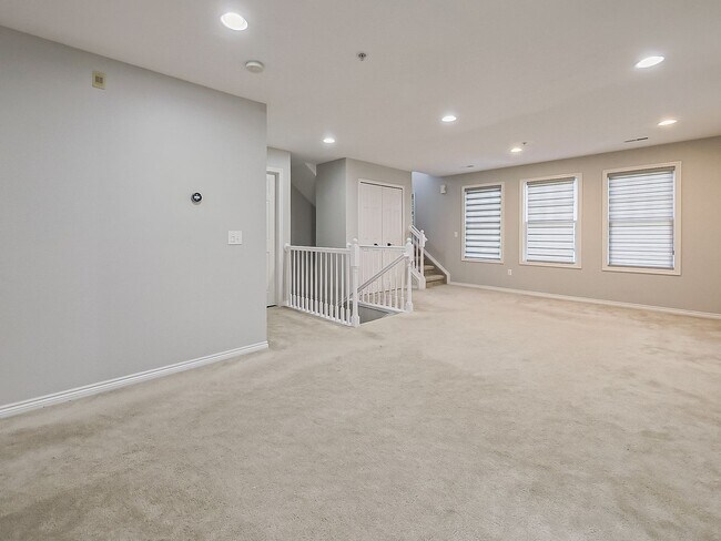 Foto del edificio - 50107 Harding St