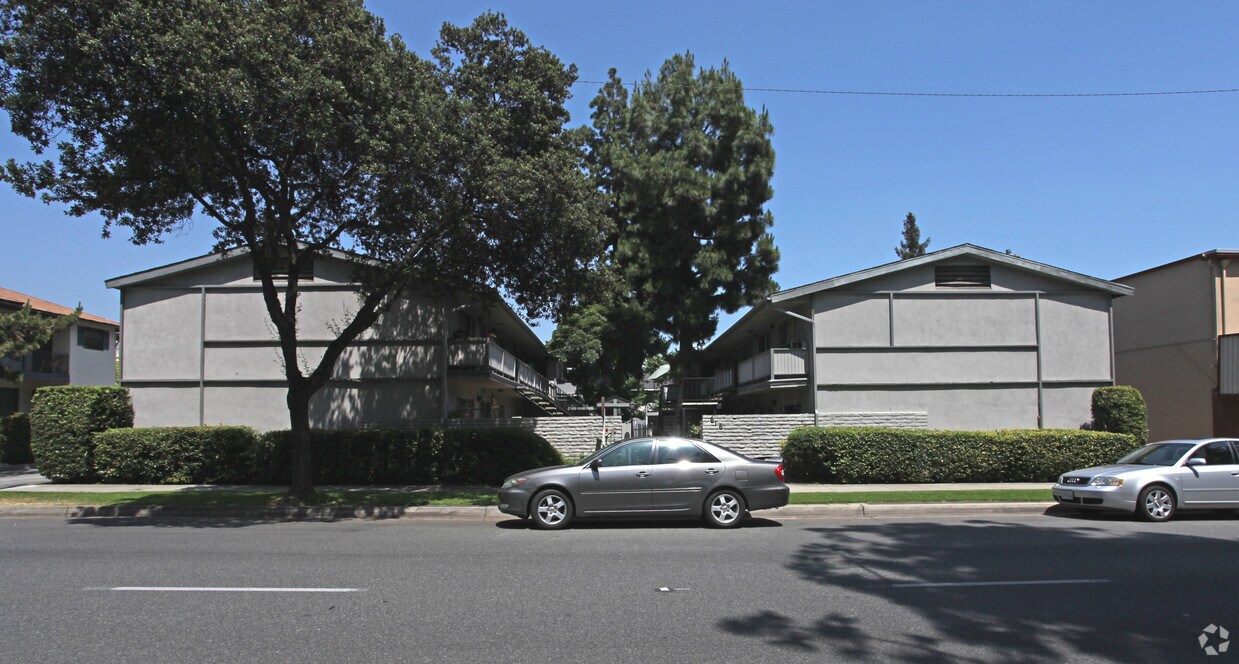 Foto del edificio - 616 Santa Anita Ave
