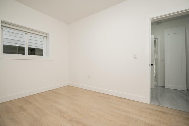 Building Photo - Basement-19xx 168TH STREET