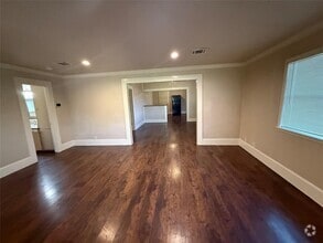 Building Photo - 2133 McCrary Rd