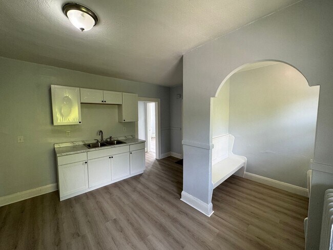 Foto del edificio - 1429 Knox Ave N