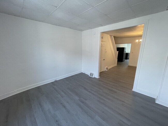 Foto del edificio - 426 E Walnut St