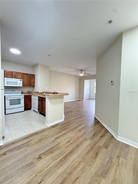 Building Photo - 8112 Claire Ann Dr