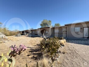 Building Photo - 9190 E Kayenta Dr