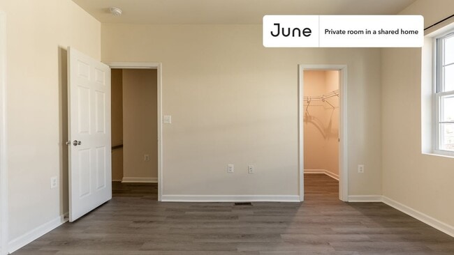 Building Photo - Room in Shared 4 bed/3.5 bath home