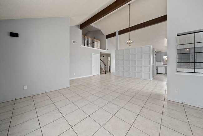 Building Photo - 5135 Pacifica Ave