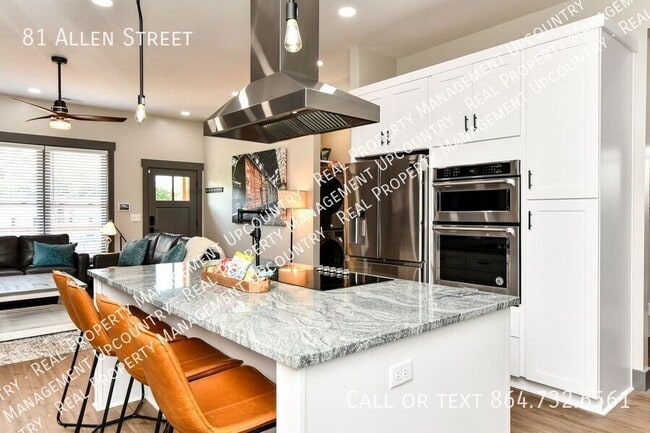 Building Photo - 81 Allen St