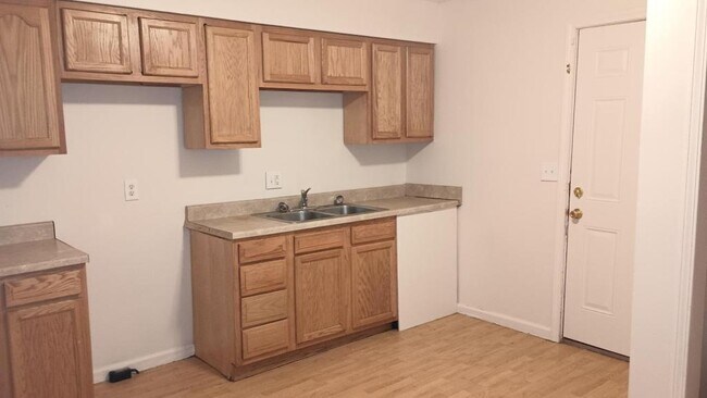 Foto del edificio - 241 Jefferson St