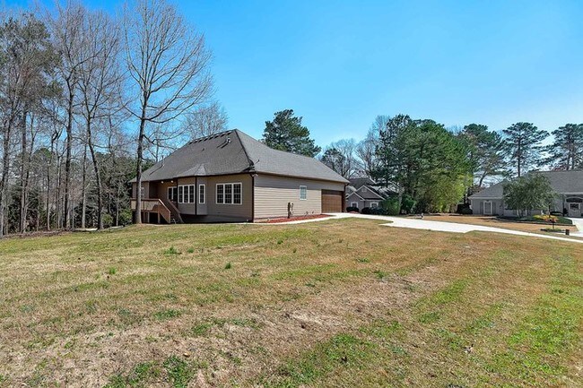 Building Photo - Beautiful New Hard to Find Ranch on Basement